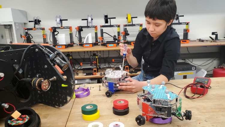 Project experiments at SCU